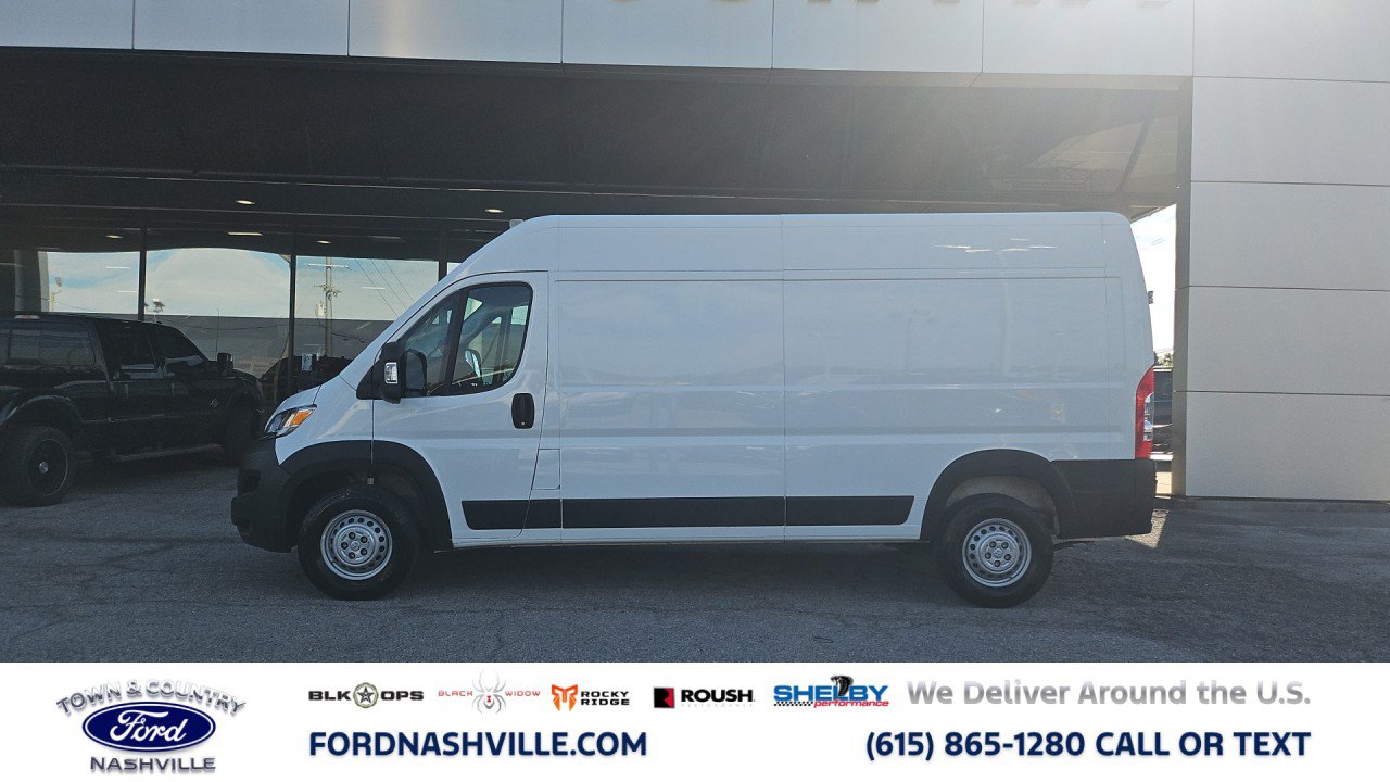 Used 2025 RAM ProMaster 2500 w/ Convenience Group FWD image 1