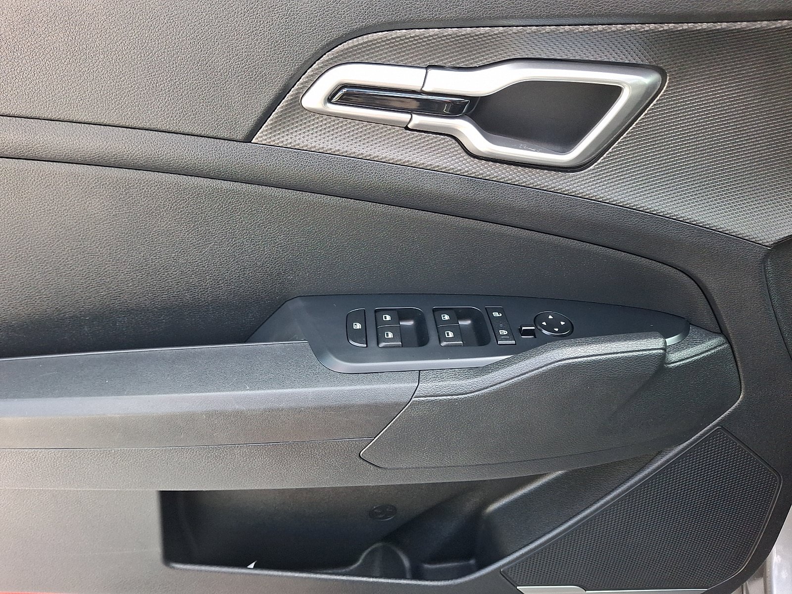 Used 2023 Kia Sportage LX AWD/4WD image 12