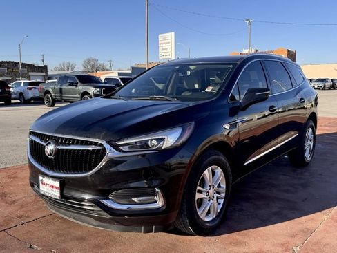 Used 2019 Buick Enclave Essence image 1