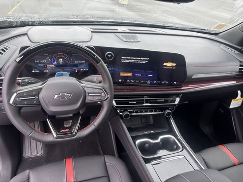 New 2026 Chevrolet Traverse RS w/ LPO, Floor Liner Package image 15