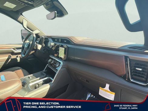 New 2026 GMC Sierra 3500 Denali w/ Denali Reserve Package AWD/4WD image 39