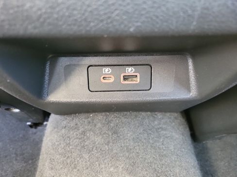 Used 2024 Nissan Altima 2.5 SV image 9