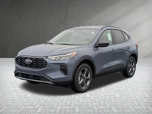 New 2026 Ford Escape ST-Line w/ Cold Weather Package AWD/4WD image 2