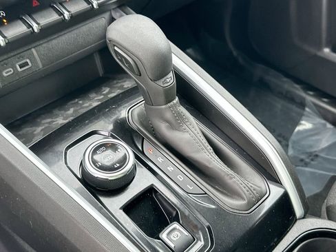 Used 2024 Chevrolet Colorado Trail Boss w/ Advanced Trailering Package image 17