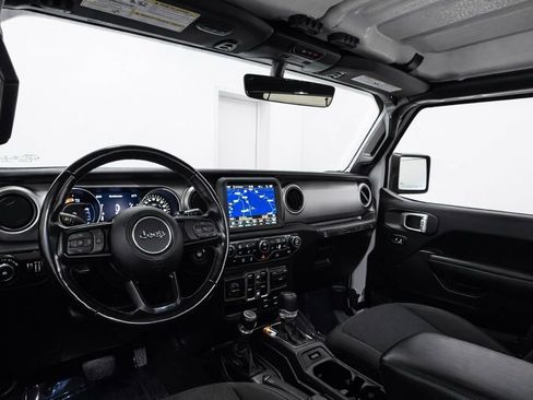 Used 2021 Jeep Wrangler Unlimited Sport AWD/4WD image 23