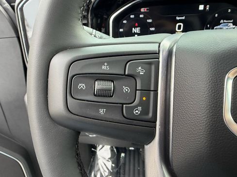 Used 2026 GMC Sierra 1500 Elevation image 26