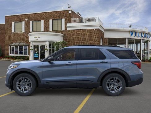 New 2026 Ford Explorer Active w/ Active Comfort Package image 3