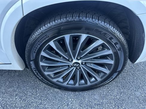 Used 2023 Hyundai Palisade Calligraphy image 6