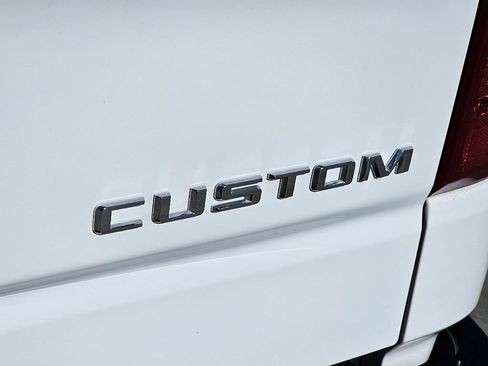 Used 2024 Chevrolet Silverado 1500 Custom image 13