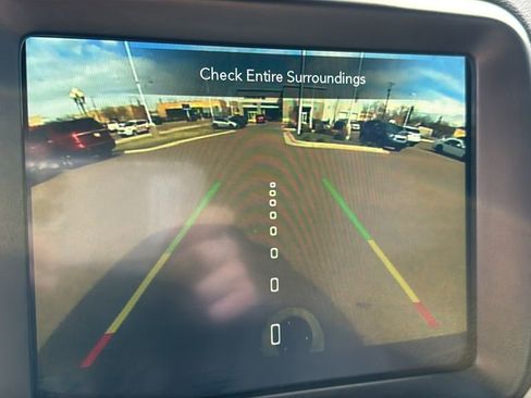 Used 2022 Jeep Renegade Latitude w/ Convenience Group AWD/4WD image 24