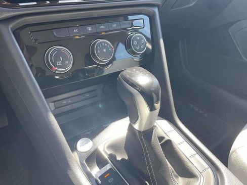 Used 2025 Volkswagen Taos S image 30