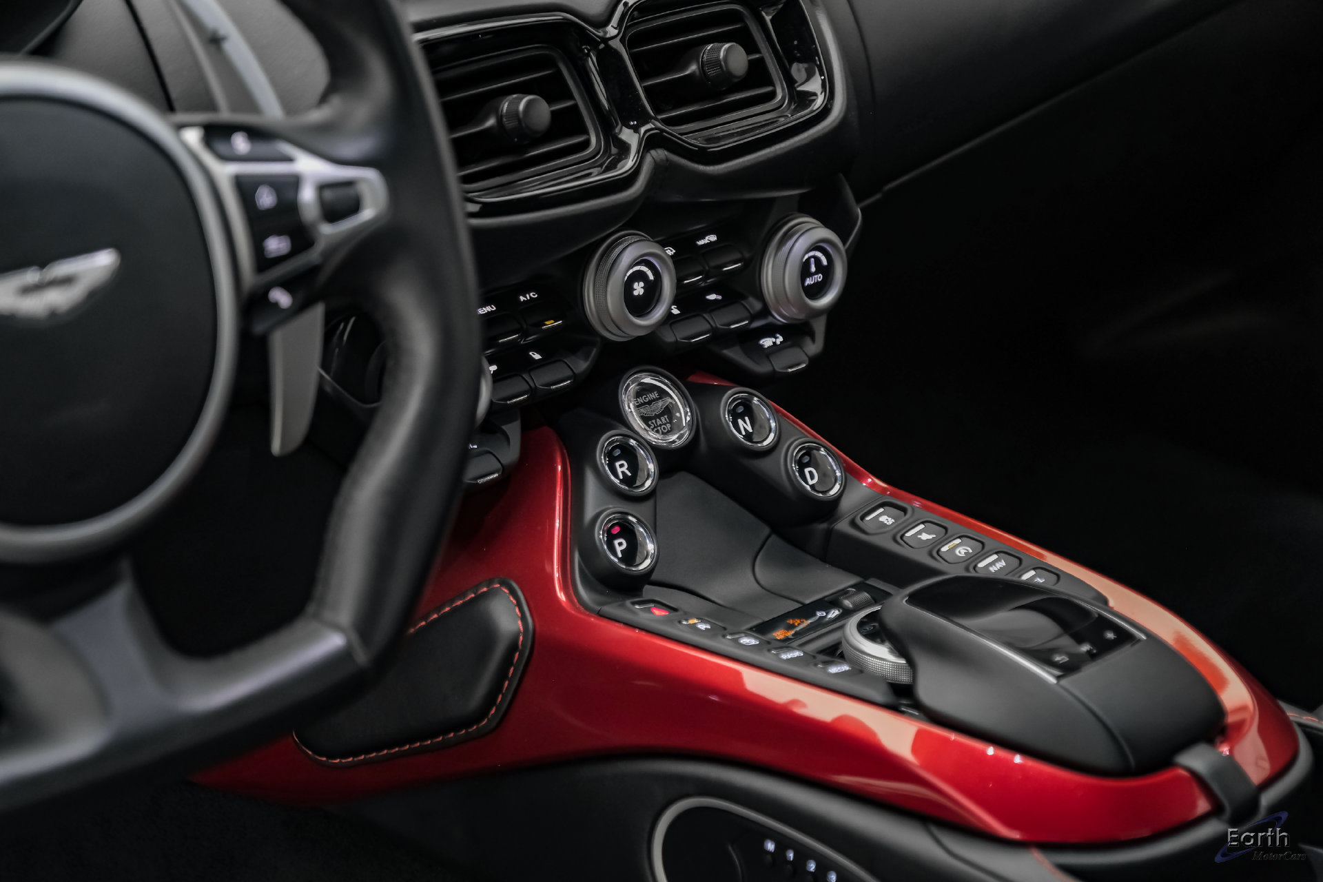 Used 2019 Aston Martin V8 Vantage Coupe RWD image 58