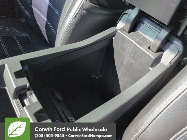Used 2017 Ford Escape Titanium AWD/4WD image 20