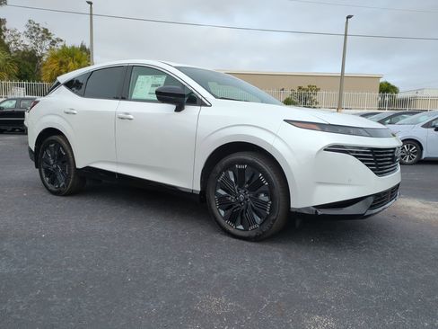 New 2026 Nissan Murano Platinum image 2