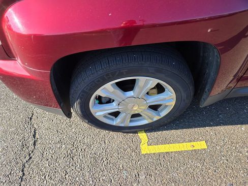 Used 2016 GMC Terrain SLE w/ Technology Package AWD/4WD image 13
