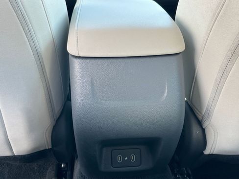Used 2025 Hyundai Sonata SEL FWD image 23