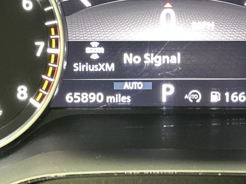 Used 2023 Nissan Pathfinder SL w/ Lighting Package (N92) AWD/4WD image 22