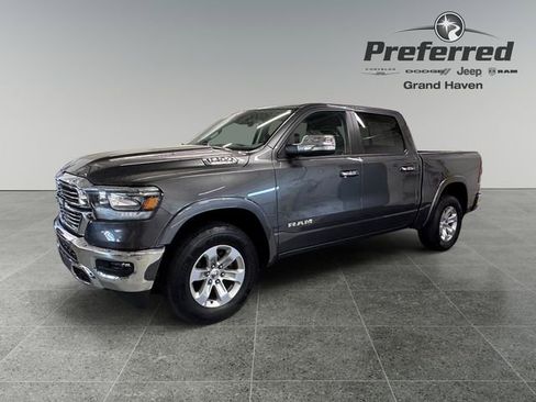 Used 2022 RAM 1500 Laramie AWD/4WD image 10