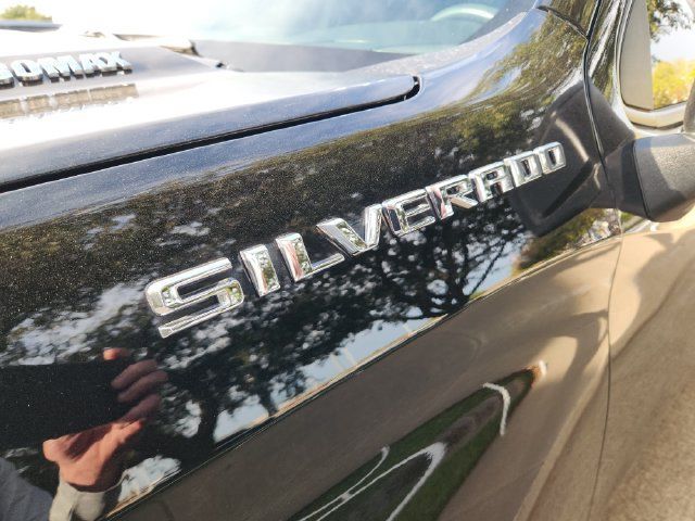 Used 2026 Chevrolet Silverado 1500 Custom RWD image 10