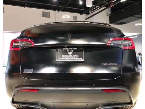 Used 2022 Tesla Model Y Performance image 12