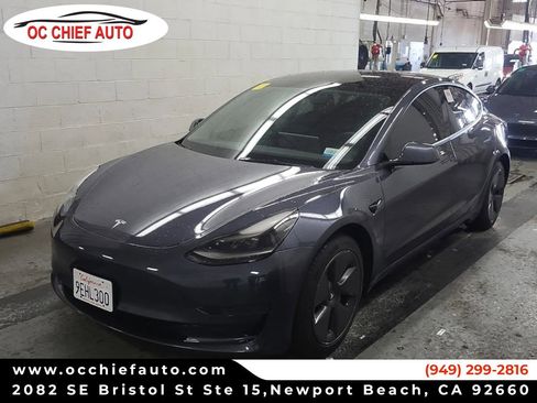 Used 2023 Tesla Model 3 Standard Range image 1