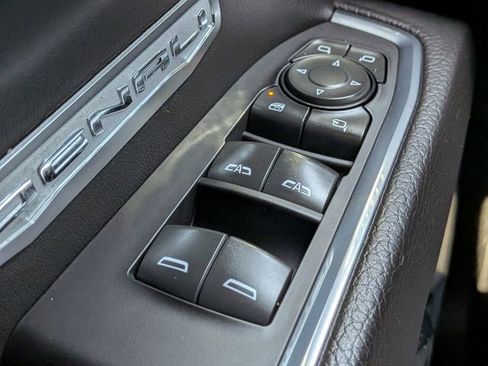 Used 2022 GMC Sierra 1500 Denali image 26