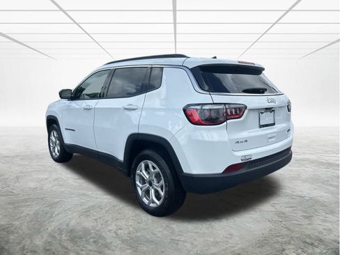 New 2025 Jeep Compass Latitude w/ Sun & Sound Group image 6