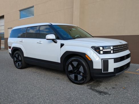 New 2026 Hyundai Santa Fe SE image 2