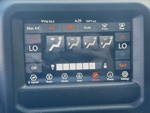 Certified 2023 Jeep Wrangler Unlimited w/ Convenience Group AWD/4WD image 16
