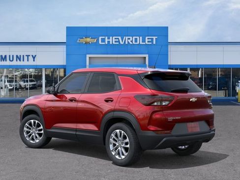 New 2026 Chevrolet TrailBlazer LS w/ LS Convenience Package AWD/4WD image 4