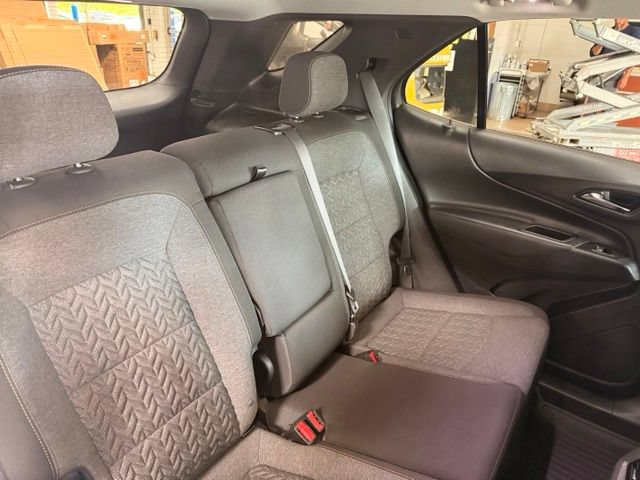 Used 2024 Chevrolet Equinox LT FWD image 25