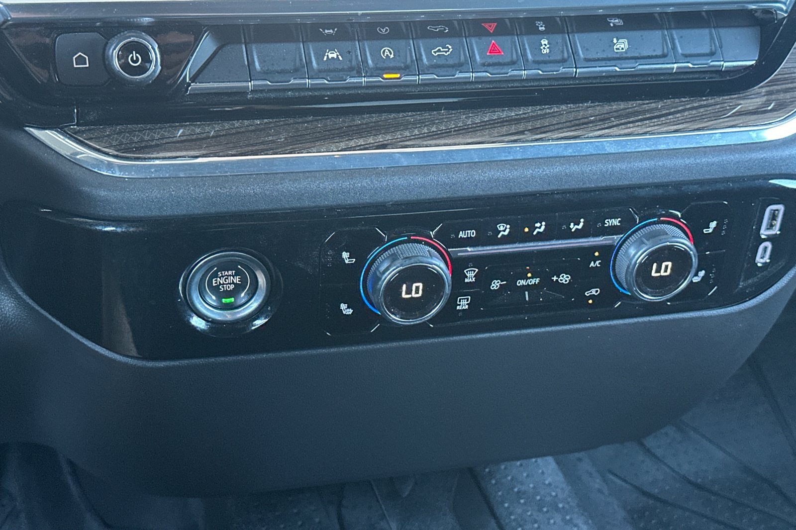 Used 2024 Chevrolet Silverado 1500 RST RWD image 19