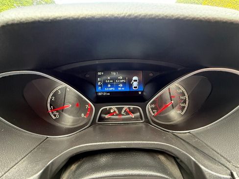 Used 2017 Ford Focus ST FWD image 21