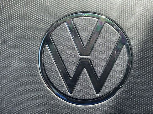 Certified 2023 Volkswagen Taos SE w/ Black Wheel Package AWD/4WD image 29