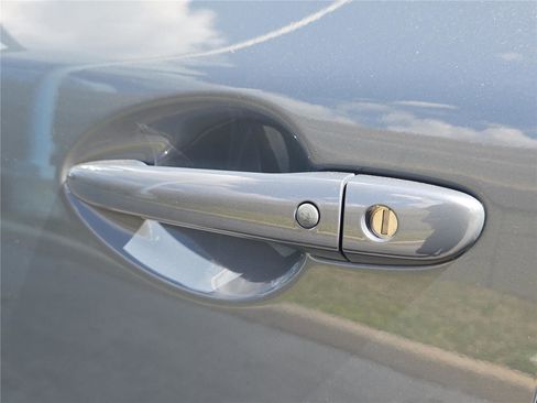 Used 2025 MAZDA CX-5 Carbon Edition image 9