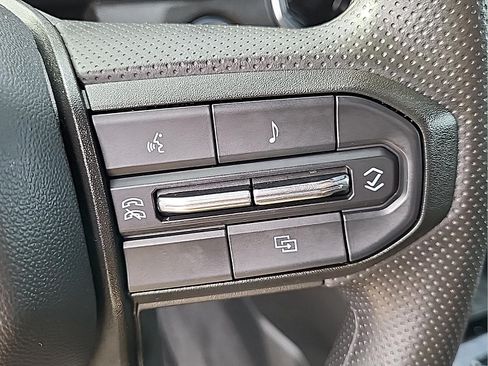 Used 2024 Chevrolet Colorado Trail Boss w/ Technology Package AWD/4WD image 18