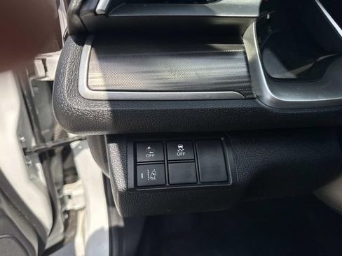 Used 2019 Honda Civic EX image 21