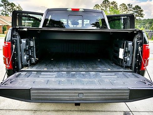 Used 2015 Ford F150 Platinum w/ Equipment Group 701A Luxury AWD/4WD image 21