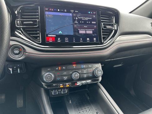 Used 2025 Dodge Durango R/T image 62