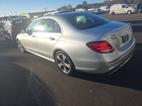 Used 2020 Mercedes-Benz E 350 Sedan w/ Parking Assistance Package image 6