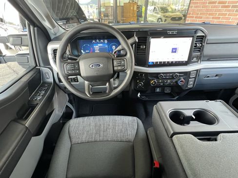 New 2026 Ford F350 XLT w/ XLT Premium Package AWD/4WD image 25
