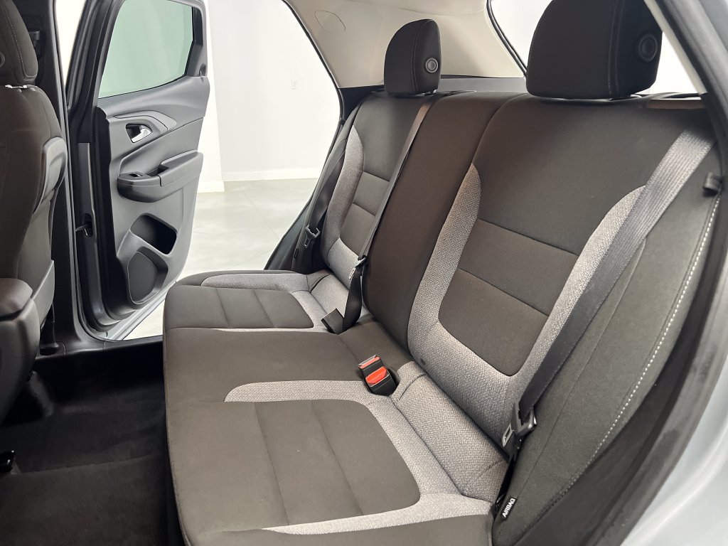 Used 2025 Chevrolet TrailBlazer LT AWD/4WD image 16