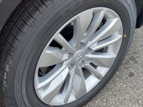 New 2026 Mitsubishi Outlander ES image 15