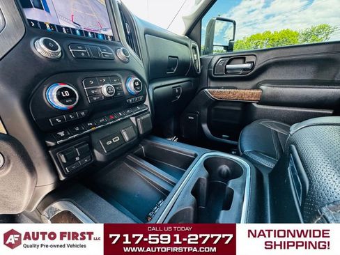 Used 2020 GMC Sierra 2500 Denali w/ Denali Ultimate Package image 17