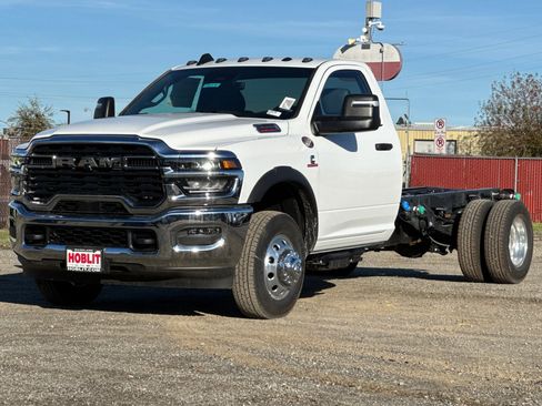New 2026 RAM 3500 Tradesman image 7