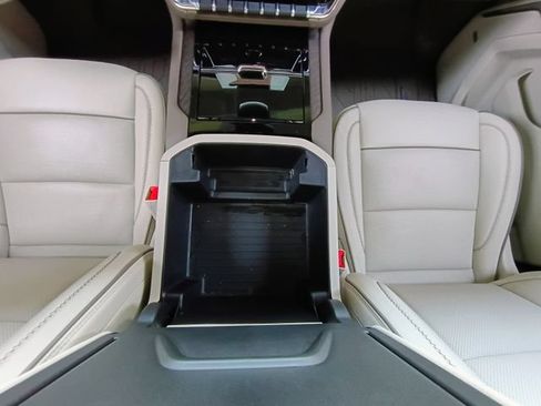 Used 2025 GMC Yukon Denali w/ LPO, Floor Liner Package RWD image 40