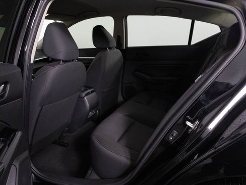 Used 2023 Nissan Altima 2.5 SV image 34