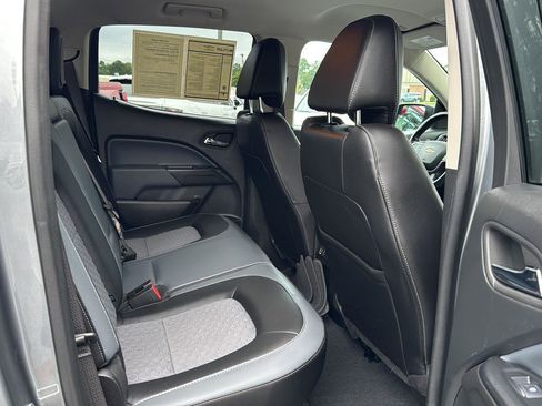 Used 2022 Chevrolet Colorado Z71 image 16