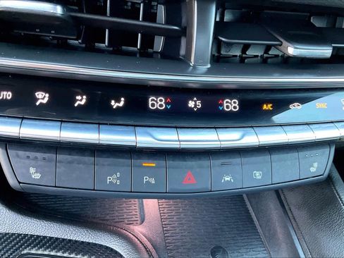 Used 2025 Cadillac CT5 Sport RWD image 32