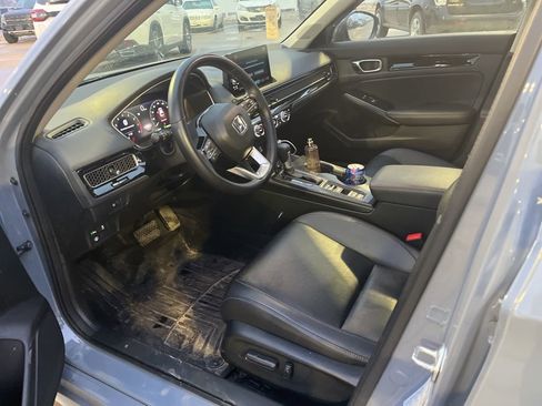 Used 2024 Honda Civic Touring image 12